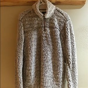 AUTHENTIC GRIZZLY 1/4 ZIP IN LIKE NEW CONDITION